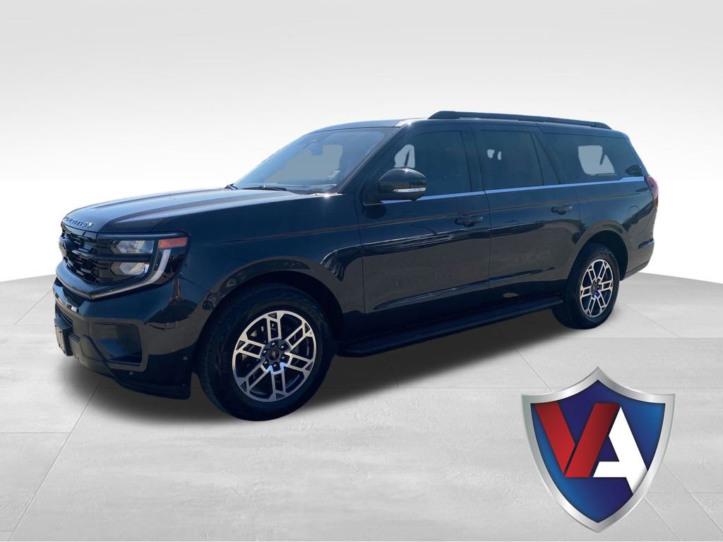 Used 2025 Ford Expedition Max Active AWD/4WD image 1