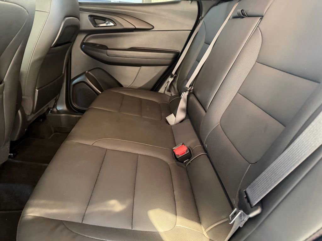 Used 2024 Chevrolet TrailBlazer RS image 30