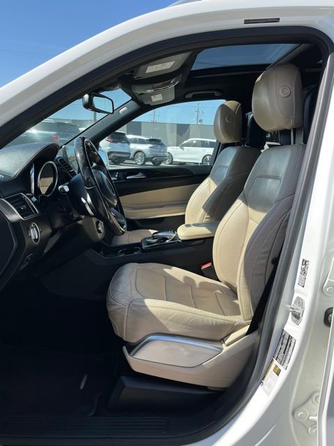 Used 2017 Mercedes-Benz GLS 550 4MATIC image 26