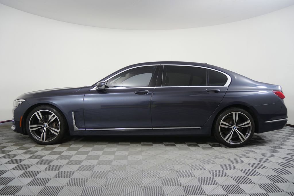 Used 2020 BMW 740i w/ Premium Package image 6