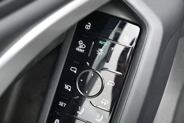 Certified 2025 Audi Q5 Premium Plus w/ Premium Plus AWD/4WD image 12