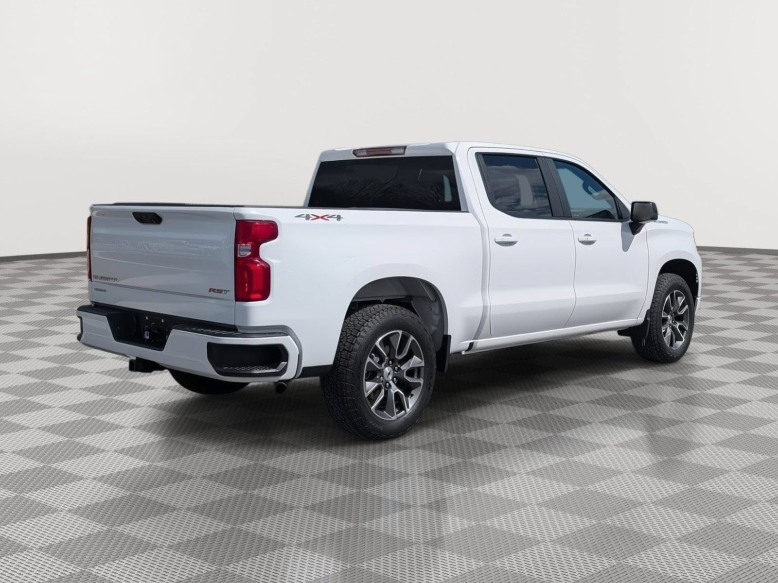 Used 2024 Chevrolet Silverado 1500 RST AWD/4WD image 5