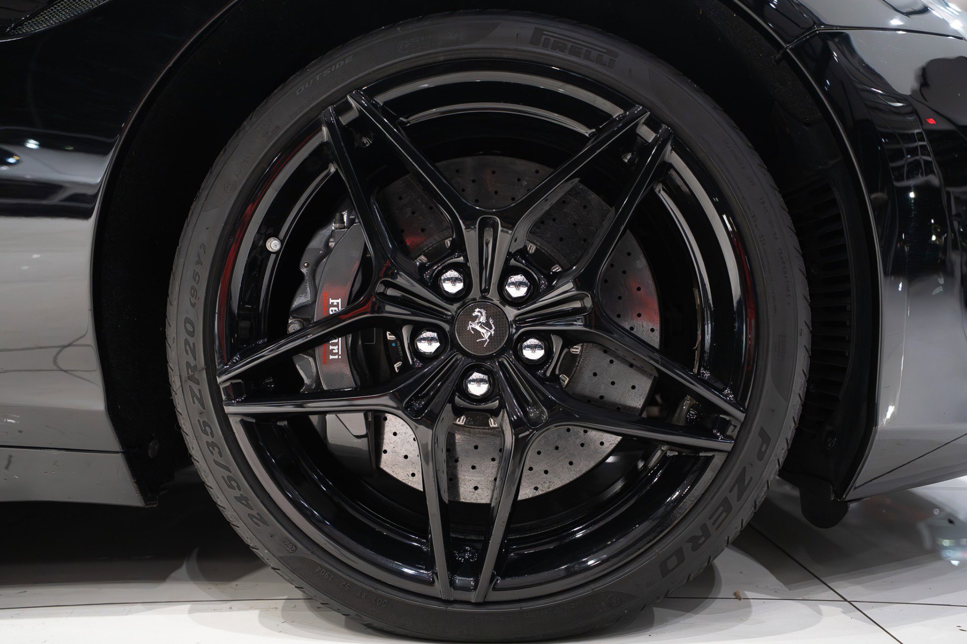 Used 2015 Ferrari California T image 49