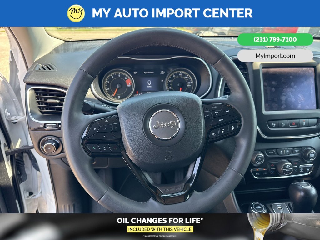 Used 2023 Jeep Cherokee Altitude Lux image 14