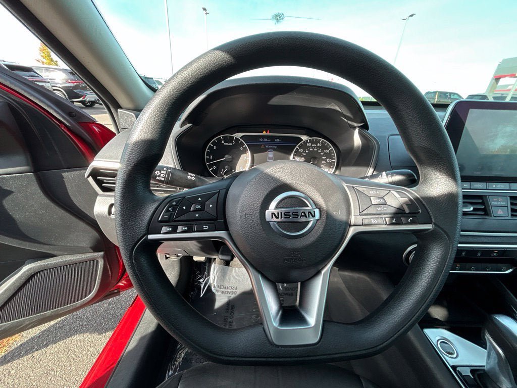 Used 2021 Nissan Altima 2.5 SV FWD image 17