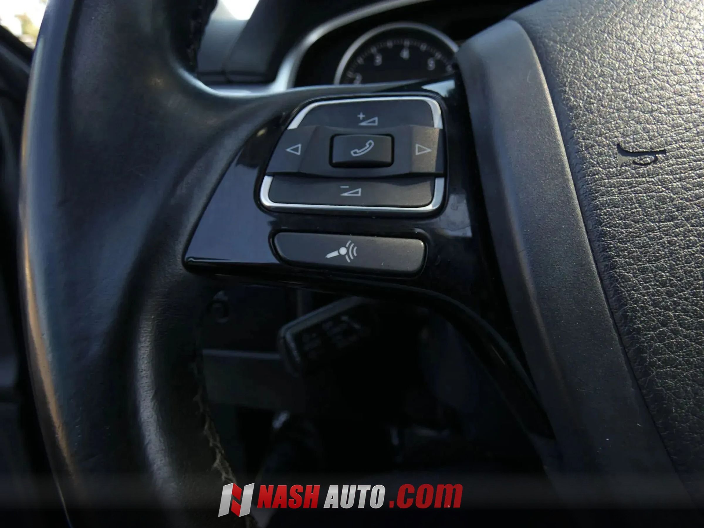 Used 2014 Volkswagen Touareg VR6 AWD/4WD image 62