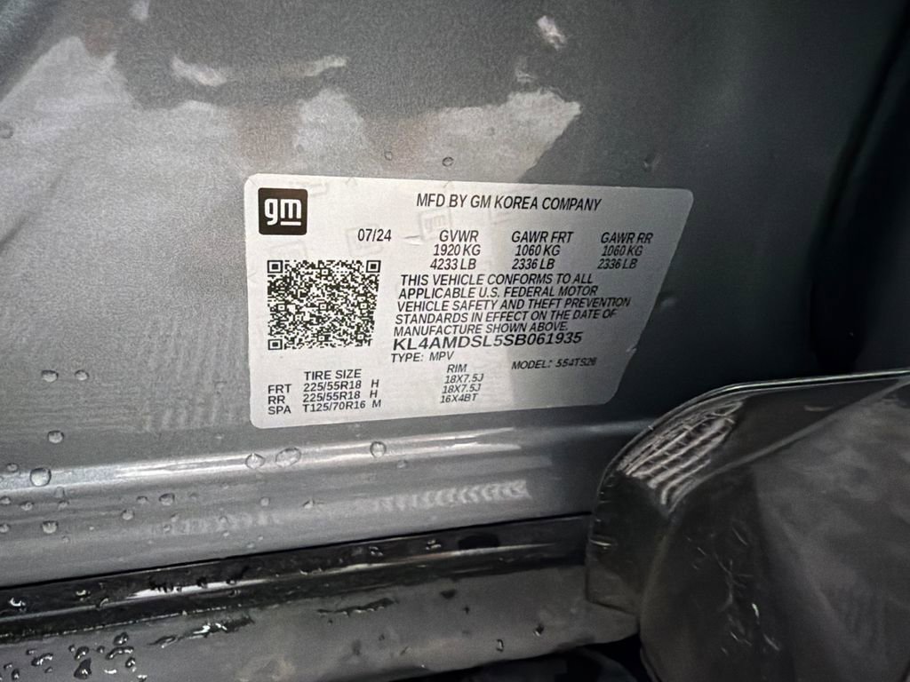 Used 2025 Buick Encore GX Sport Touring w/ Comfort Package FWD image 32