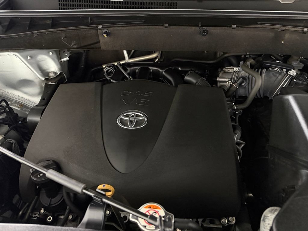 Used 2019 Toyota Highlander Limited FWD image 37