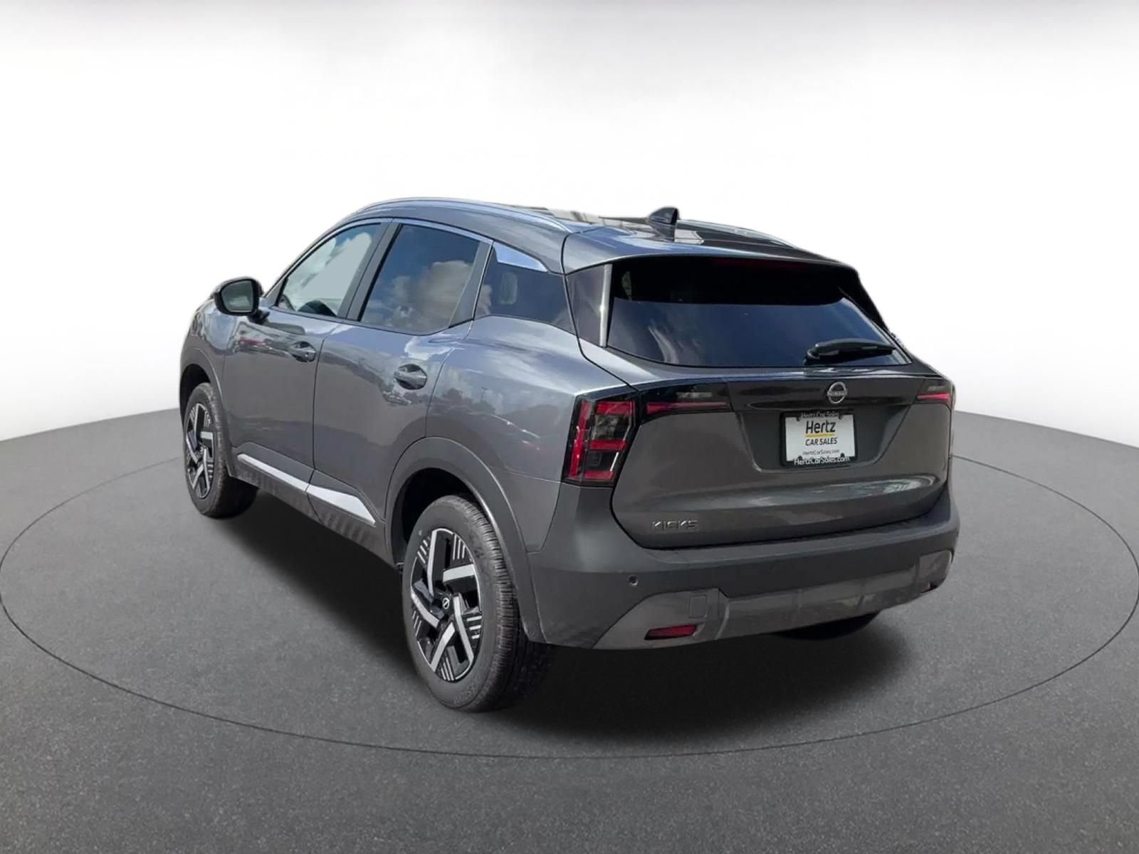 Used 2026 Nissan Kicks SV w/ Cold Weather Package FWD image 10
