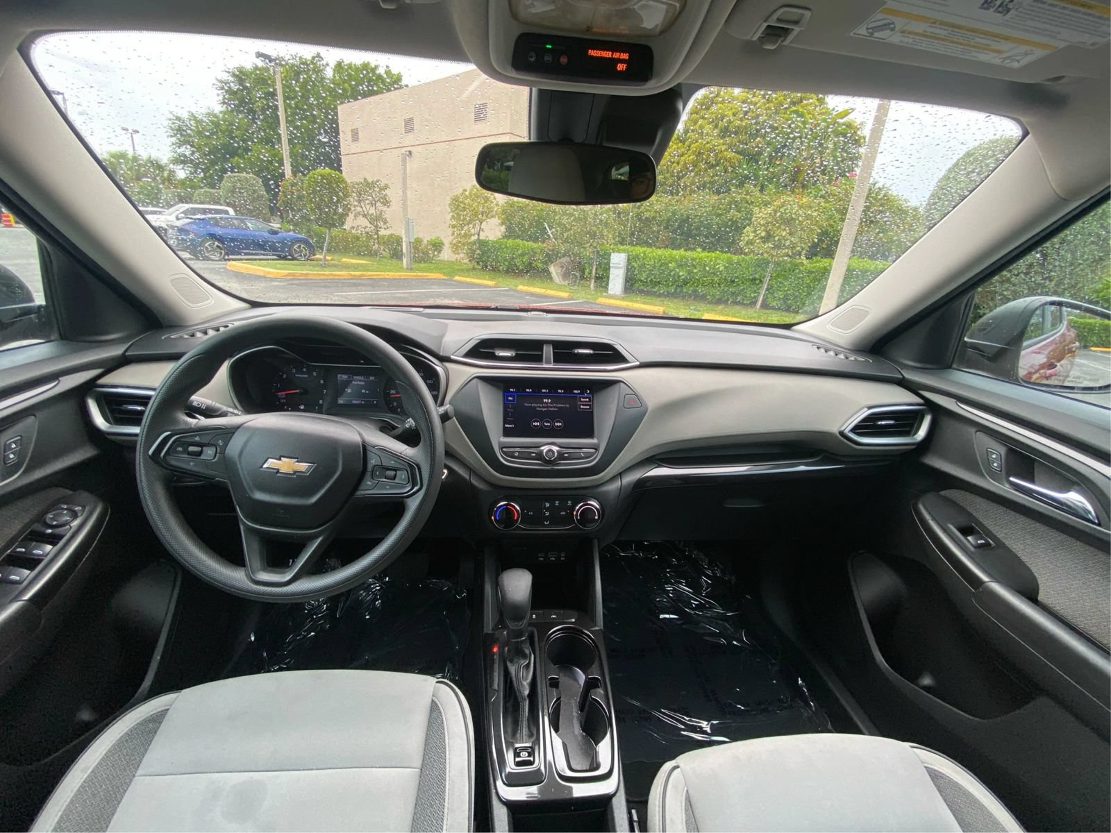 Used 2021 Chevrolet TrailBlazer LS FWD image 15