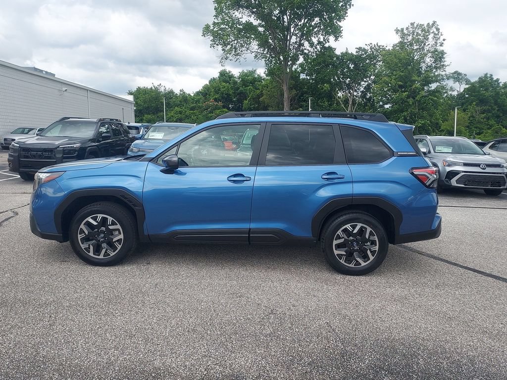 Certified 2025 Subaru Forester Premium AWD/4WD image 5
