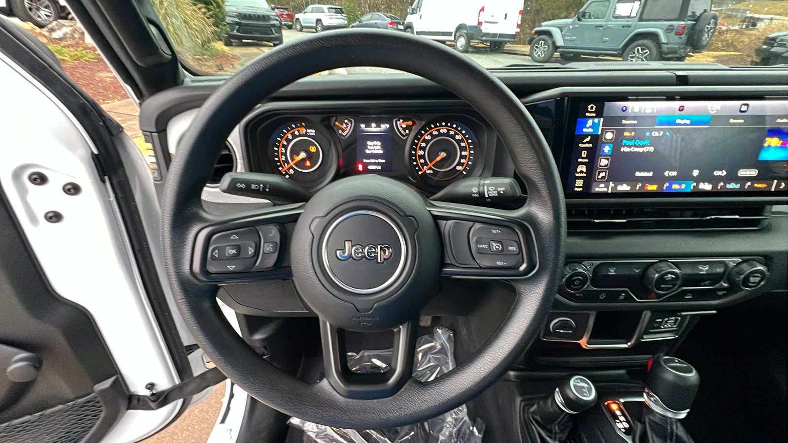 Used 2024 Jeep Gladiator Sport image 26