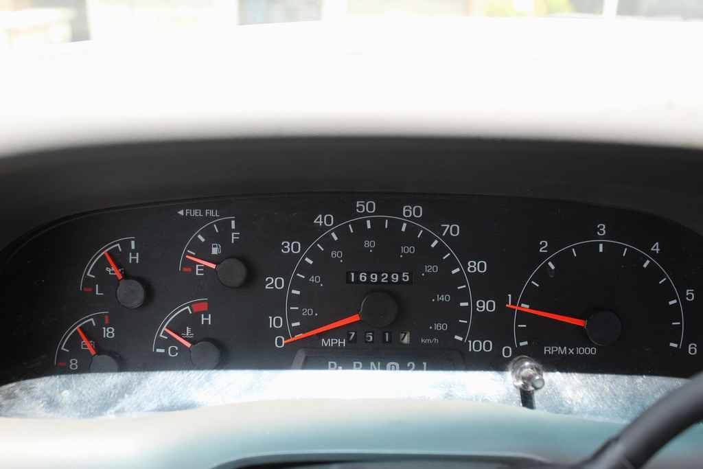 Used 2001 Ford F250 Lariat RWD image 15
