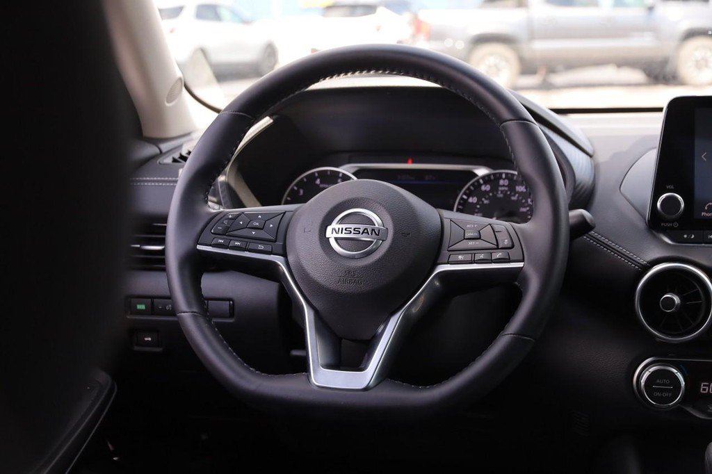 Used 2020 Nissan Sentra SV FWD image 23