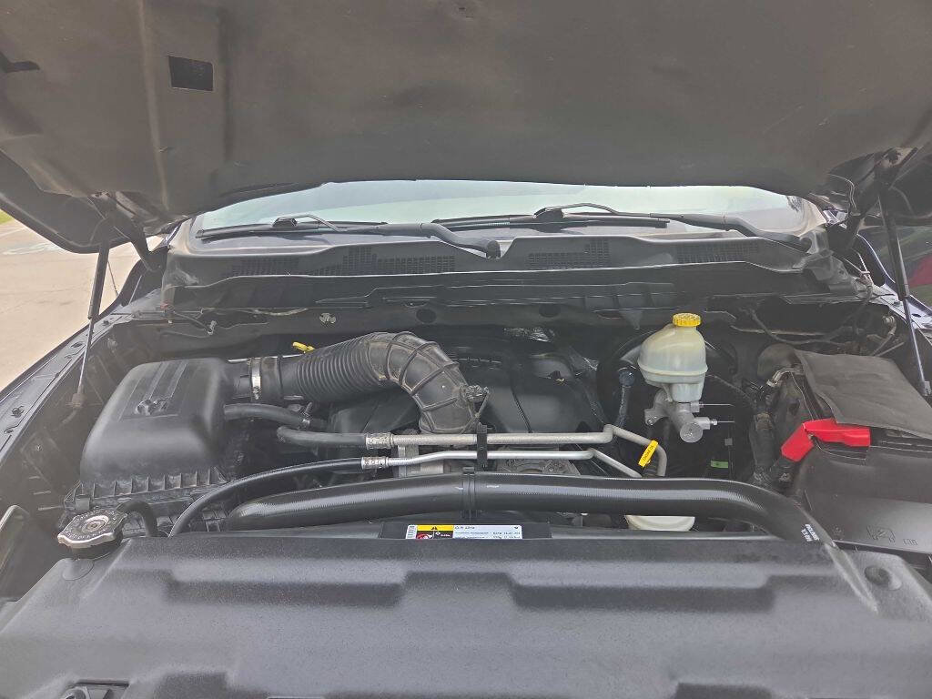 Used 2012 RAM 1500 Express image 10