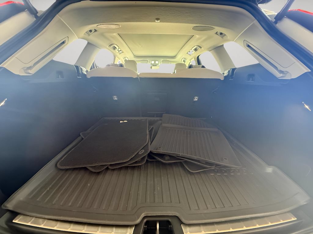 Used 2023 Volvo XC60 B5 Plus w/ Protection Package AWD/4WD image 27