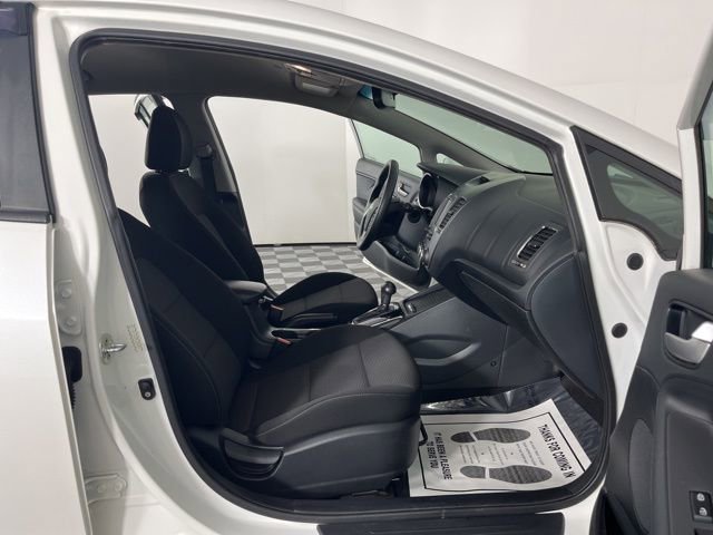 Used 2017 Kia Forte LX w/ Option Group 020 image 39