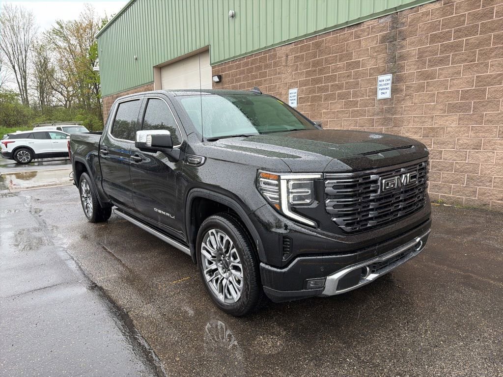 Used 2026 GMC Sierra 1500 Denali Ultimate AWD/4WD image 2