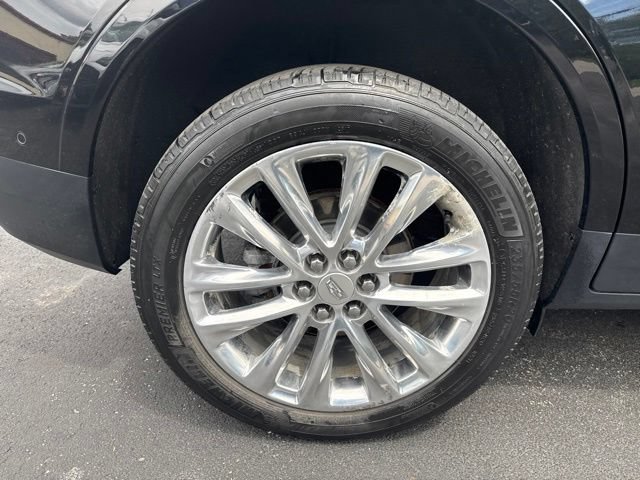 Used 2018 Cadillac XT5 Platinum w/ Driver Assist Package AWD/4WD image 20
