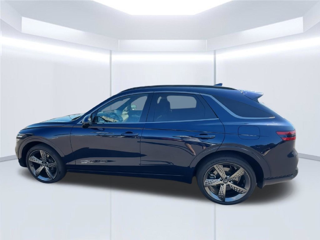 Used 2022 Genesis GV70 3.5T Sport w/ Sport Prestige Package AWD/4WD image 7