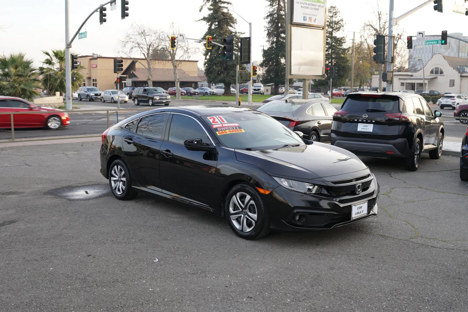 Used 2021 Honda Civic LX image 2