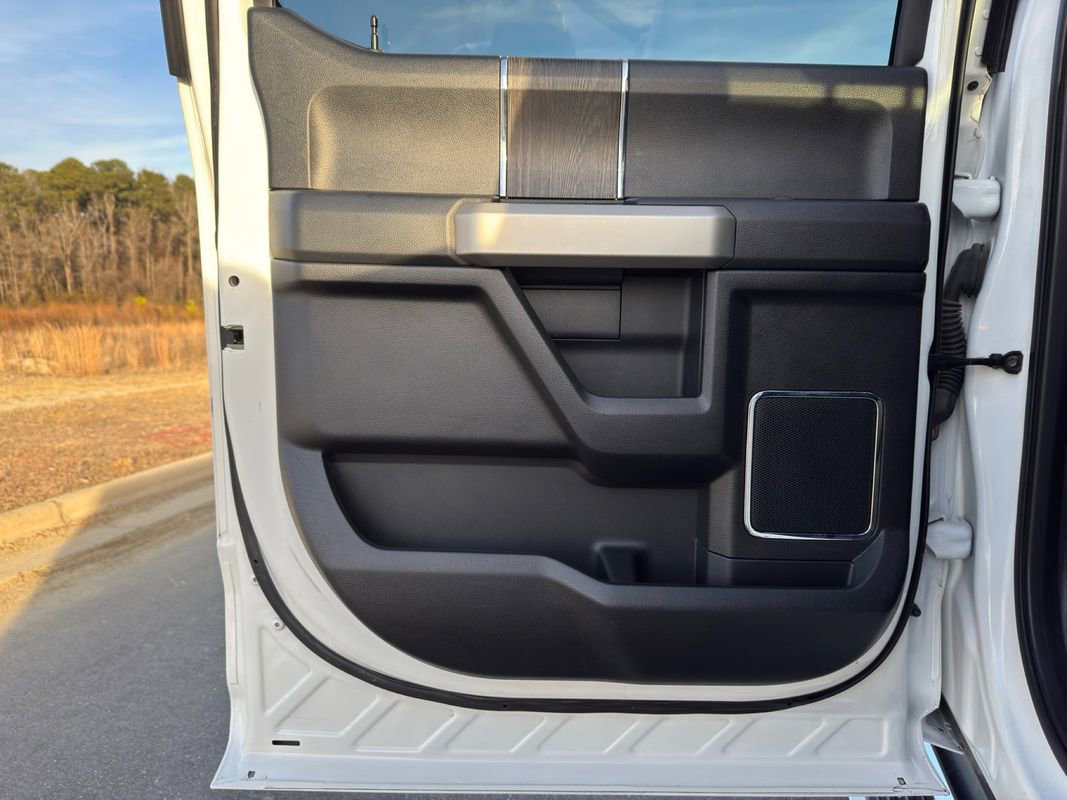 Used 2021 Ford F250 Lariat w/ Lariat Ultimate Package image 17