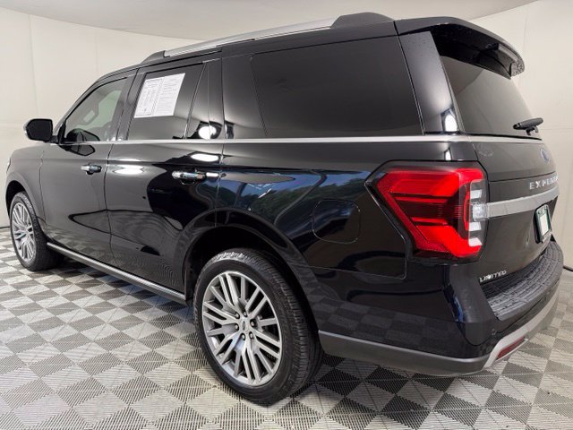Used 2022 Ford Expedition Limited RWD image 4