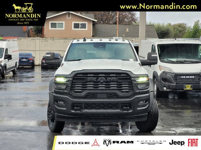 New 2026 RAM 5500 Tradesman AWD/4WD image 2
