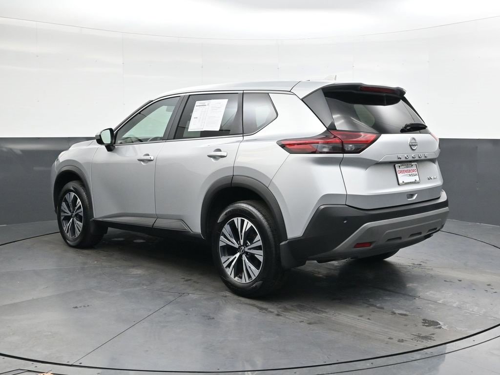 Used 2023 Nissan Rogue SV image 6