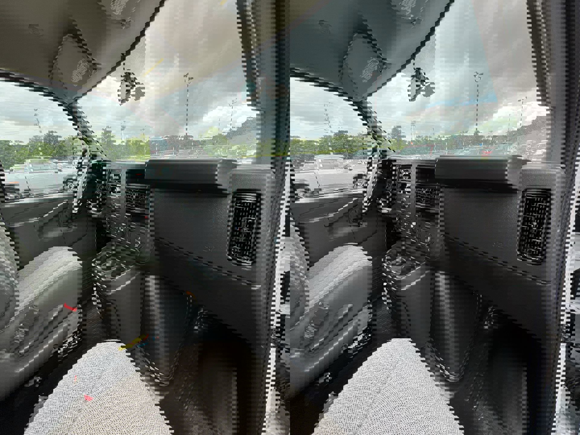 New 2025 GMC Savana 3500 w/ Power Convenience Package image 58