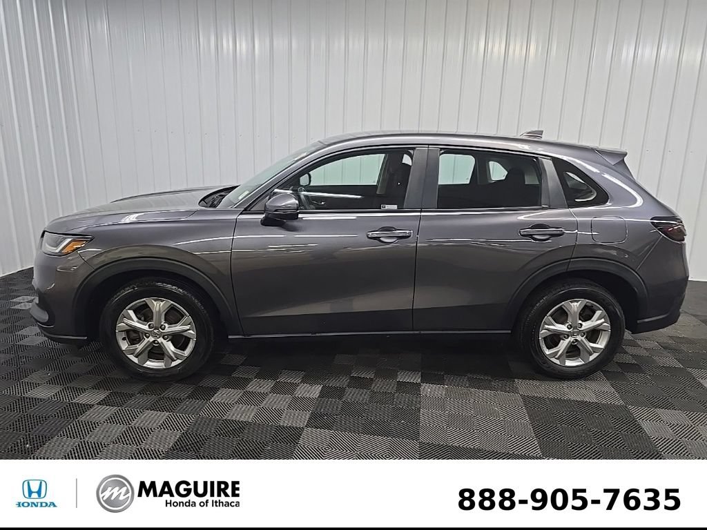 Used 2023 Honda HR-V LX image 5