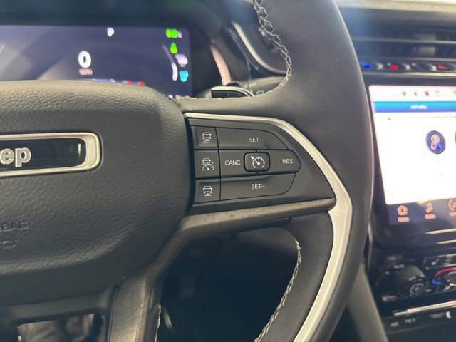 Used 2023 Jeep Grand Cherokee 4WD 4xe image 38