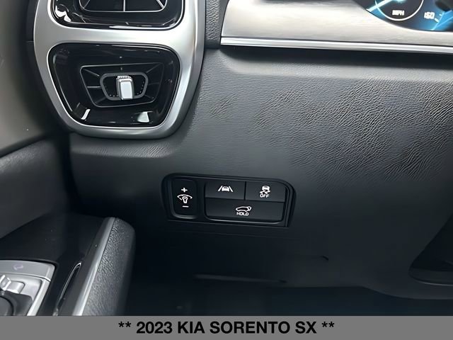 Used 2023 Kia Sorento SX image 30