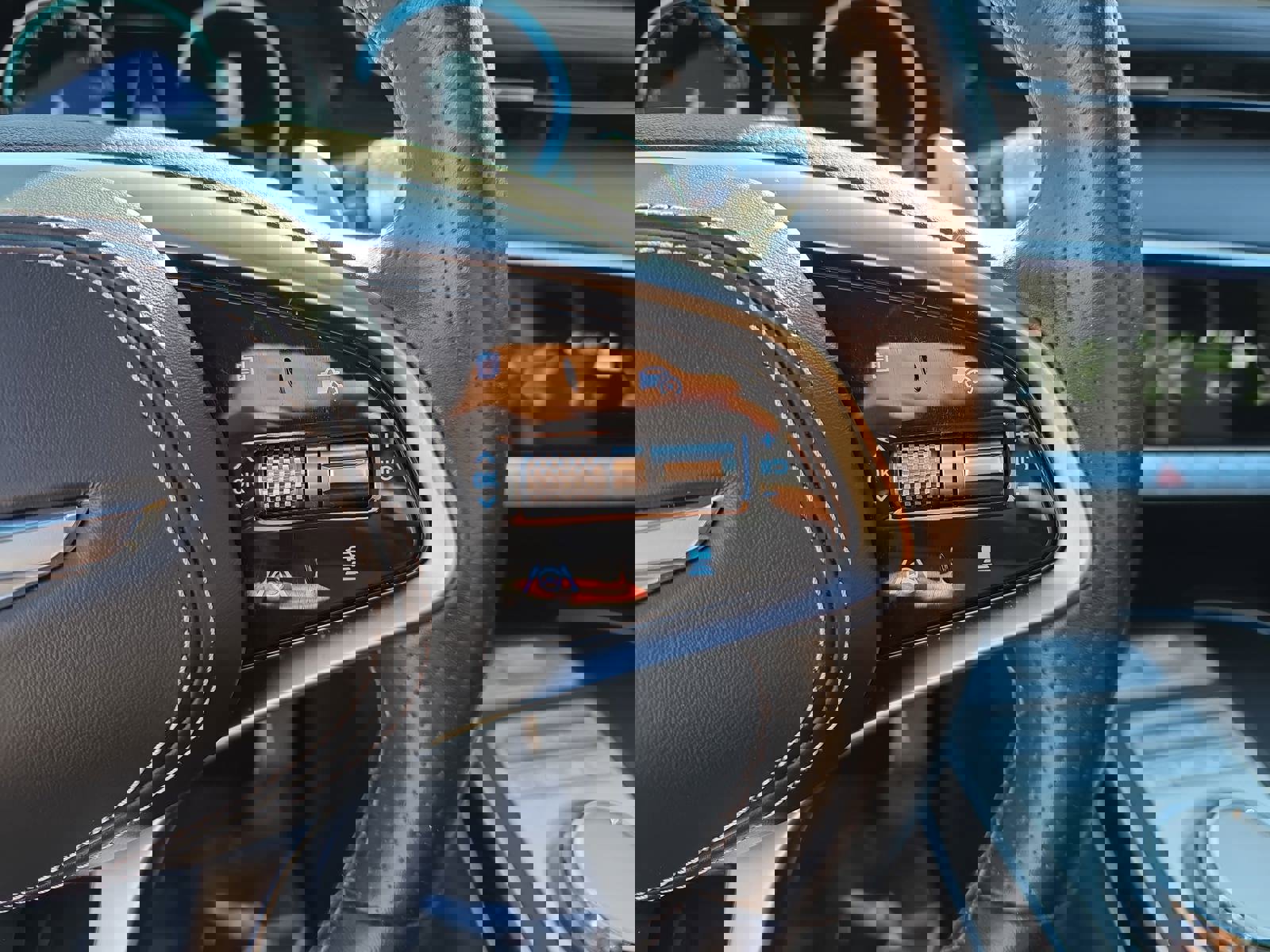 Used 2022 Genesis GV70 3.5T Sport w/ Sport Prestige Package image 20