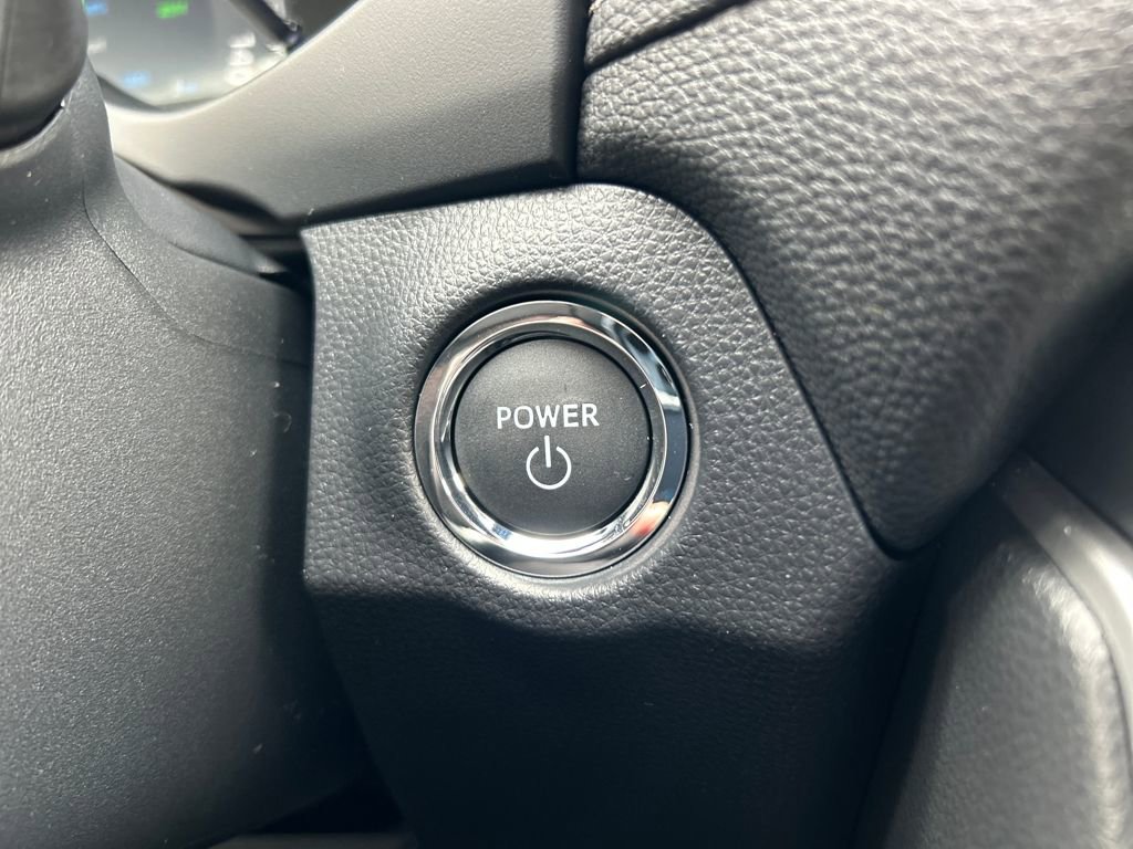 New 2025 Toyota RAV4 XLE image 24