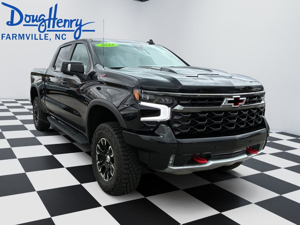 Used 2025 Chevrolet Silverado 1500 ZR2 image 7