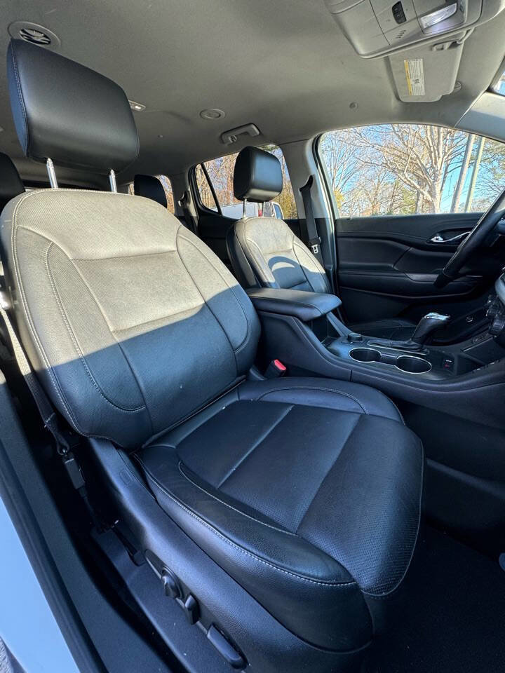 Used 2019 GMC Acadia SLT FWD image 16