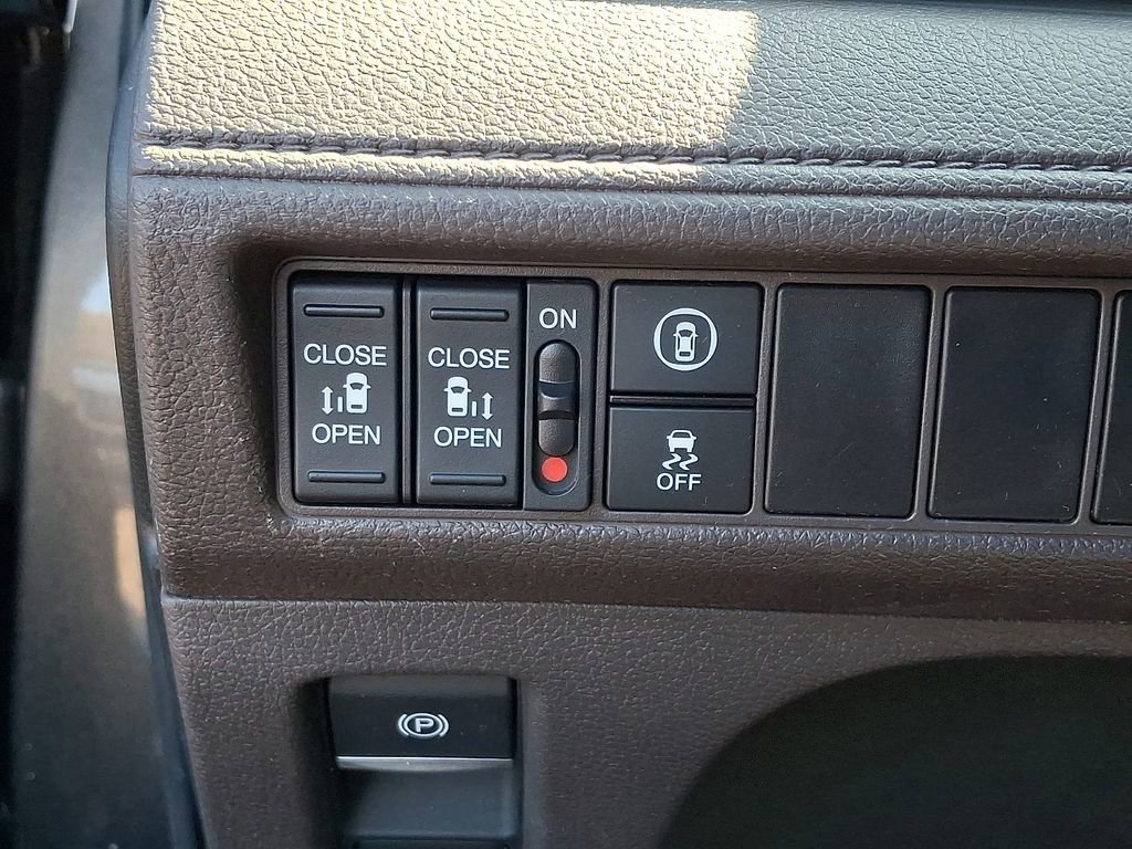 Used 2023 Honda Odyssey EX image 25