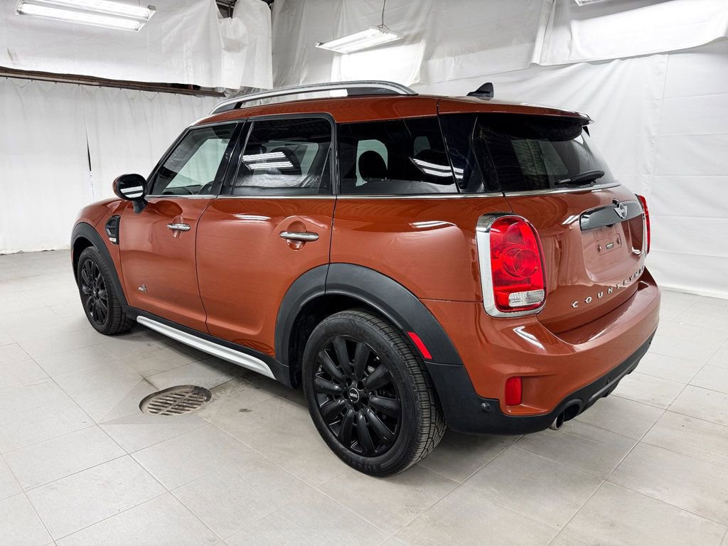 Used 2017 MINI Cooper Countryman ALL4 AWD/4WD image 4