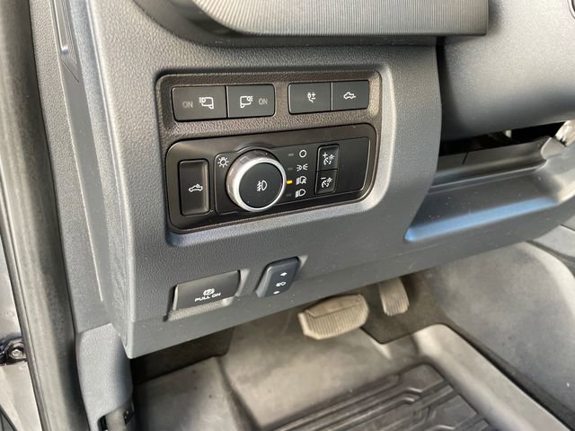 Used 2024 Ford F250 Platinum image 25