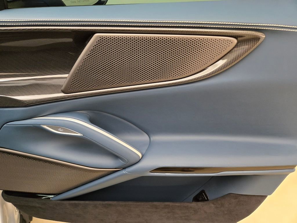 Used 2025 Ferrari Purosangue image 28