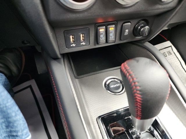 Used 2023 Mitsubishi Outlander Sport LE image 28