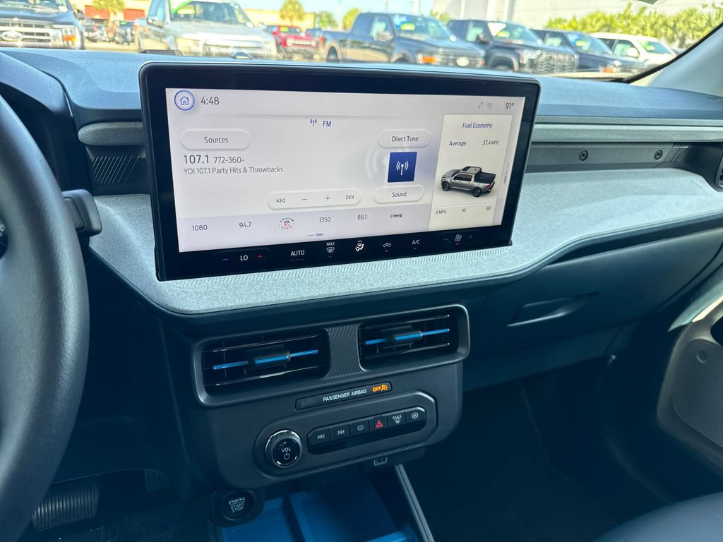 Certified 2025 Ford Maverick XLT FWD image 18