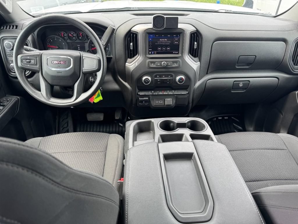 Used 2023 GMC Sierra 3500 Pro w/ Convenience Package AWD/4WD image 10