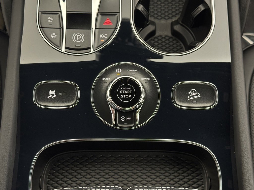 New 2025 Bentley Bentayga image 27
