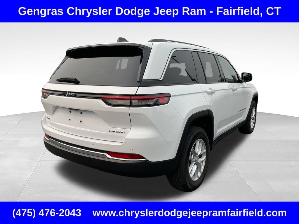 Certified 2023 Jeep Grand Cherokee Laredo X AWD/4WD image 7