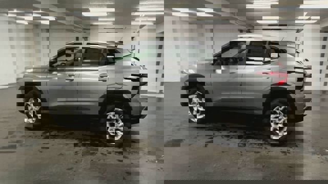 New 2026 Chevrolet Trax LS w/ LS Convenience Package FWD image 6