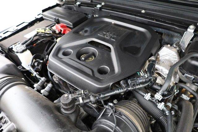 Used 2025 Jeep Wrangler Unlimited Rubicon AWD/4WD image 25