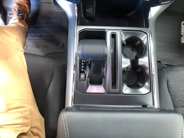 New 2025 Ford F150 XLT w/ Equipment Group 301A Standard image 19