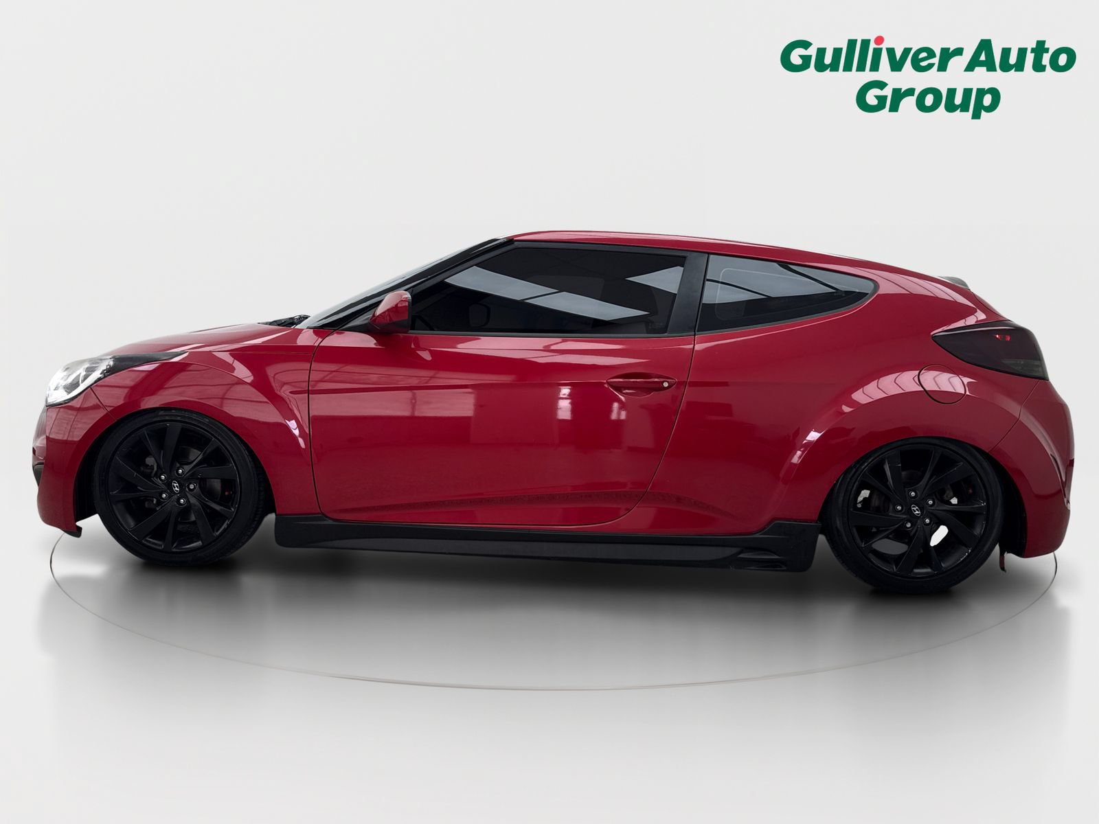 Used 2016 Hyundai Veloster FWD image 3